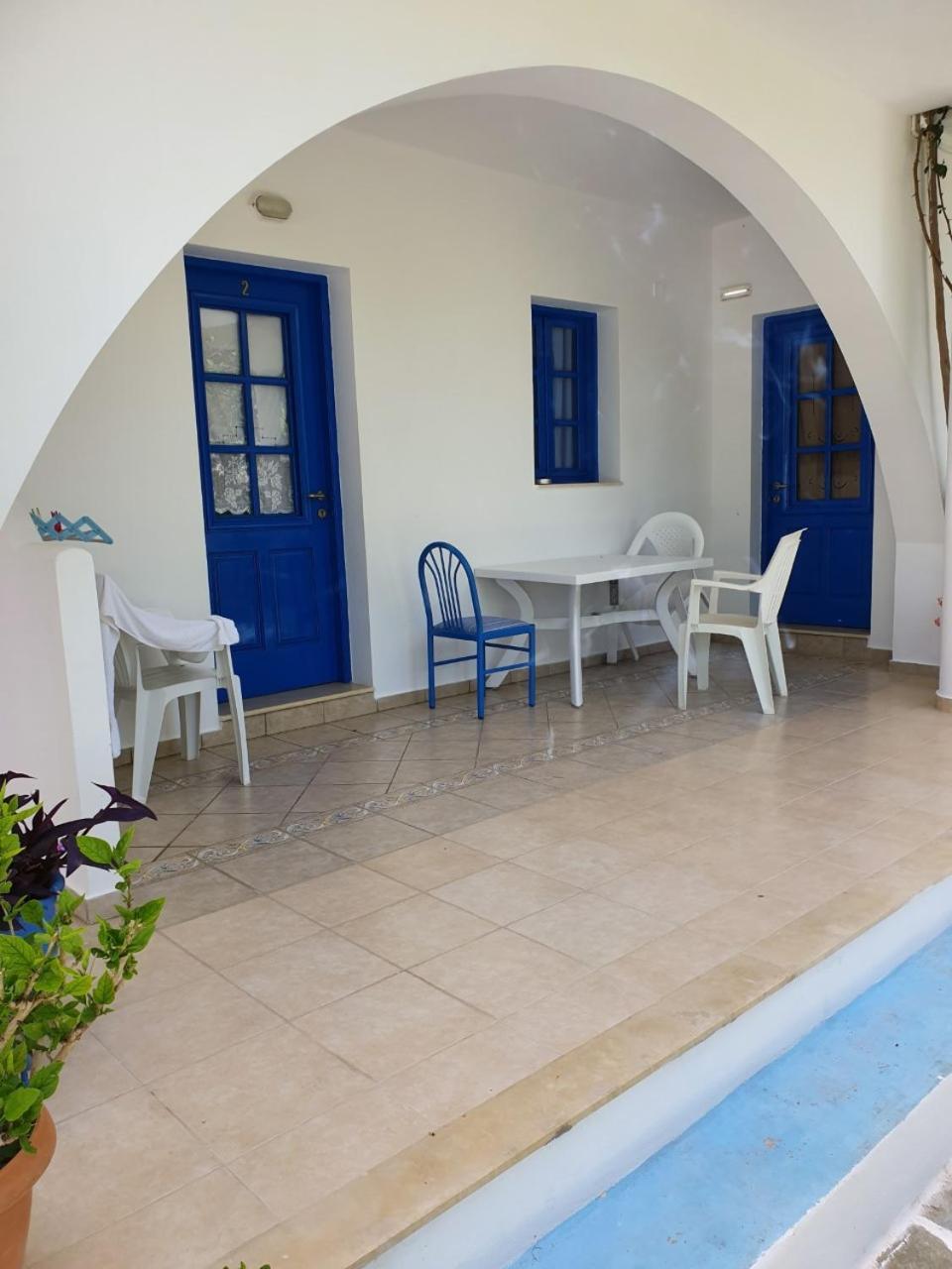 Stegna-Tula Aparthotel Archangelos  Habitación foto